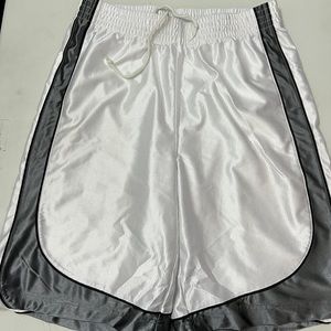 Champs shorts xl